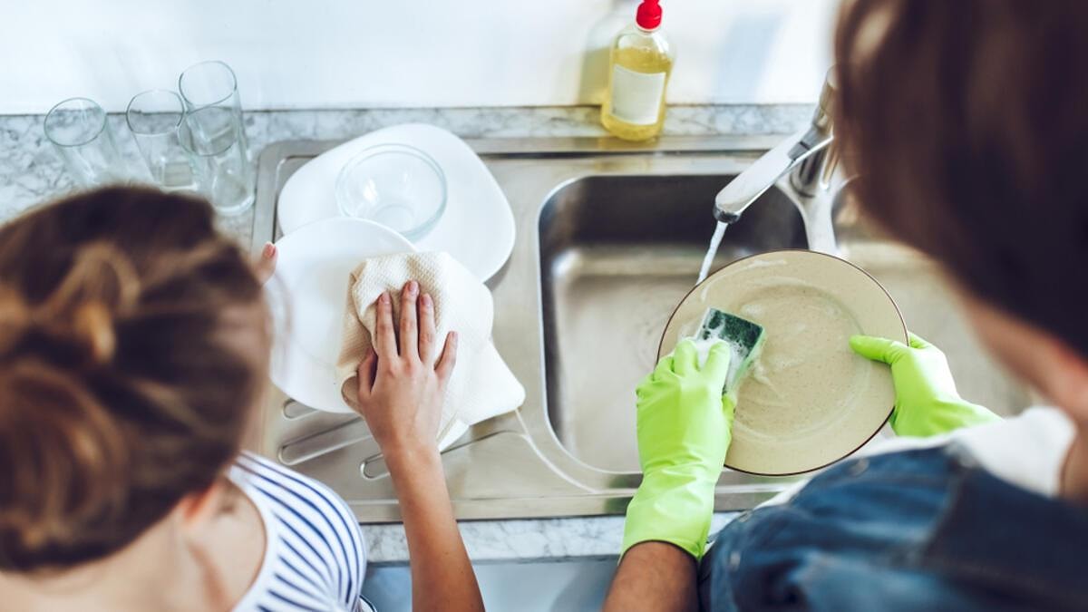 Rüyada Bulaşık Yıkamak Su Yolunu Bulacak Sorunlar Bir Bir Yok Olacak