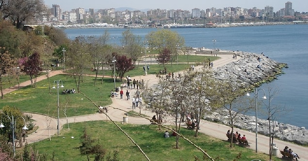 s-b31848b68a8699ff5ce23a290cbf43026d14b0c4 Huzurun ve Tabiatın Bir Ortaya Geldiği Yerler: İstanbul’un En Hoş Park ve Bahçeler Rehberi