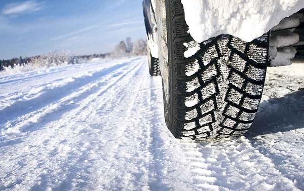 Kış lastikleri, karda yol tutacak şekilde tasarlanmıştır.