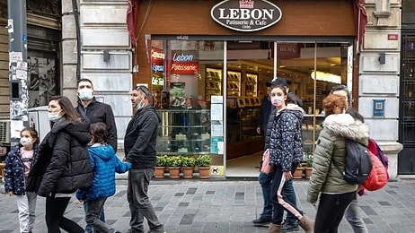 Beyoğlu'nun Simge Mekanlarından 212 Yıllık Lebon Pastanesi de Kepenk Kapattı