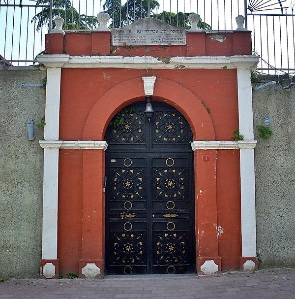 Ahrida Sinagogu Kültür Varlıklarını Koruma Yüksek Kurulu'nun 16 Eylül 1987 tarihli kararı ile koruma altına alınmıştır.