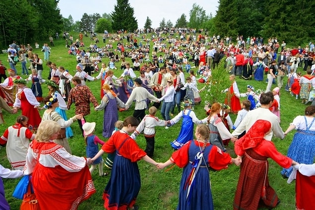 14. Radonitsa – Russia