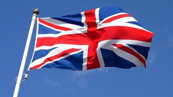 İngiltere bayrağı, Kraliyet Donanması'nda kullanılan St. George Haçı'nın (Kırmızı Haç) bir versiyonudur. Bayrak, İngiliz Ulusal Bayramı olarak kutlanan St. George Günü'nde (23 Nisan) sıklıkla kullanılır.