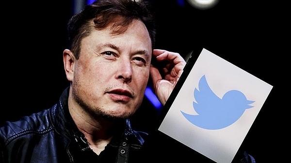 Elon Musk, mavi tik yani onaylı Twitter hesaplarına, Twitter Blue üyeliğini zorunlu olacağını ve bu üyeliğin aylık 8 dolar ücretle verileceğini açıklamıştı.