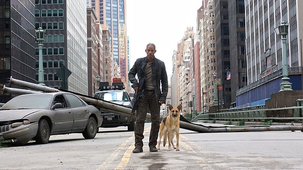 3. I Am Legend (2007) - IMDb 7,2