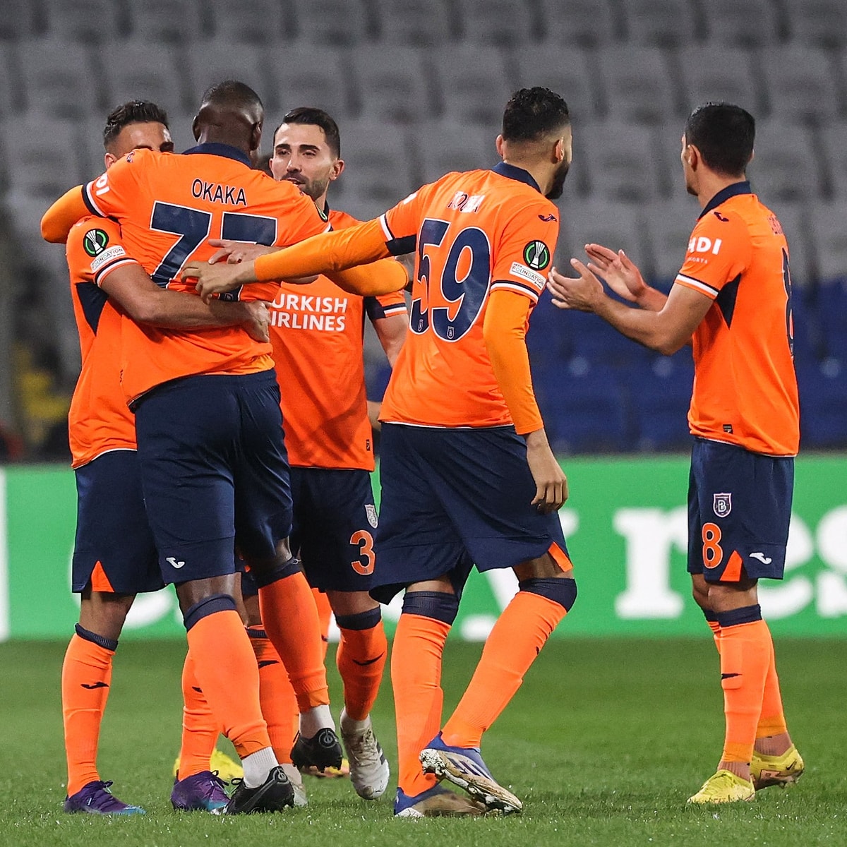 Галатасарай керем. Музей авиакомпании иберия. Фиорентина. Iberia 2005. Фенербахче - истанбул башакшехир.