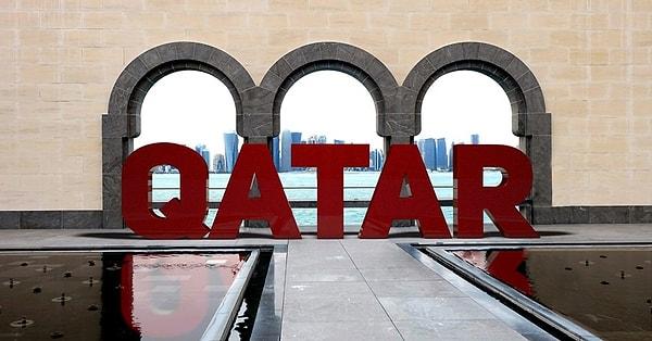 Bu kez Katar özellikle Müslüman futbolseverleri mutlu eden bir haberle gündeme geldi, dünyanın dört bir yanından gelecek ziyaretçilerin Katar'ın kültürünü yakından tanımaları için başkent Doha’nın dört bir yanına Hz. Muhammed’in hadislerinin yazılı olduğu panolar dizildi.