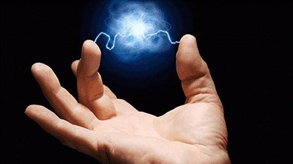 Elektrik vücudumuzda nasıl meydana gelir?