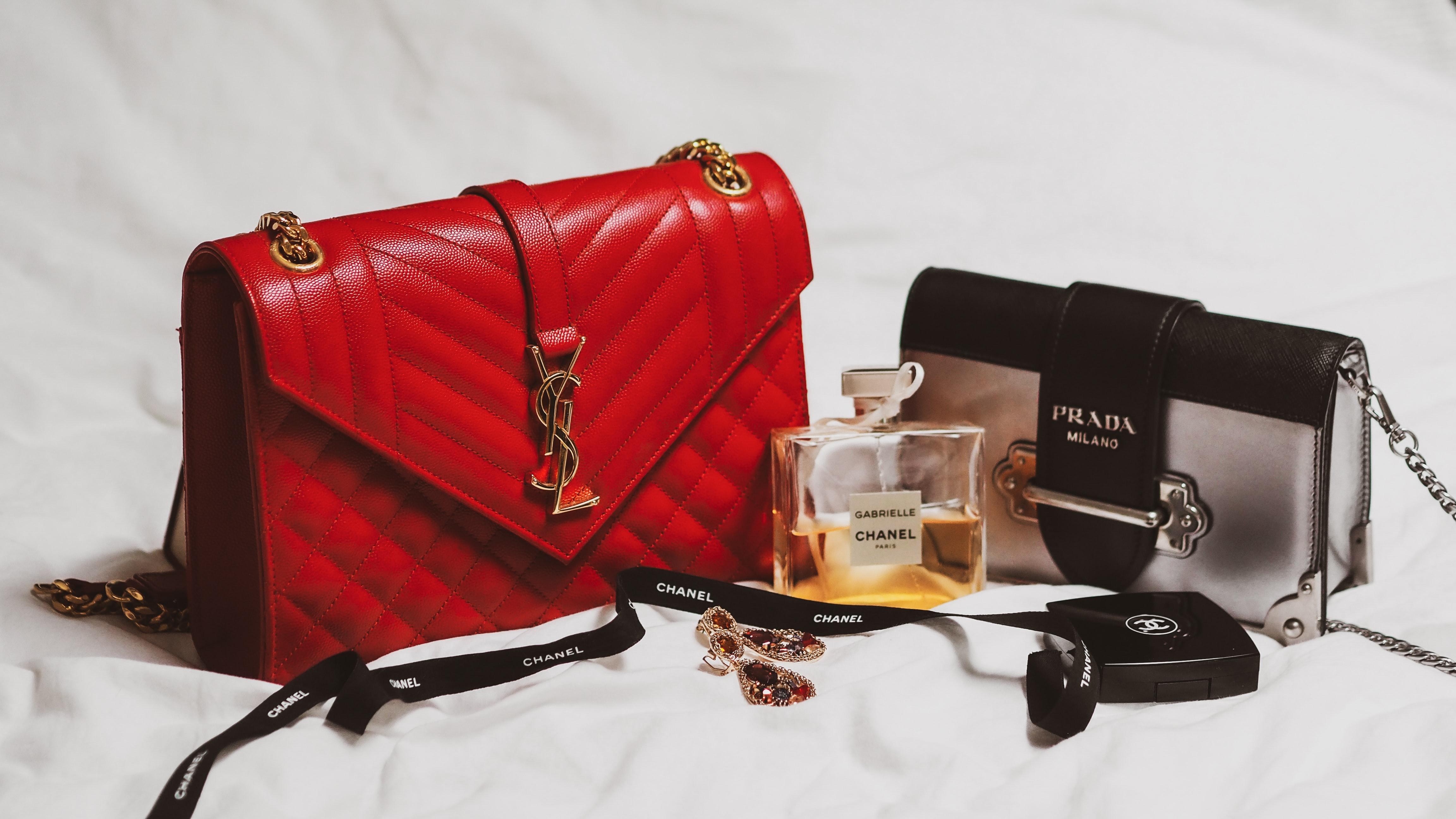 2023's Top 10 Most Expensive Handbags: Hermès, Chanel, Louis Vuitton &  Luxury Fashion! 
