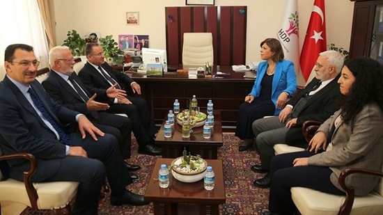 AK Partili Miroğlu: 'HDP Karşısına Çıkan Fırsatları Bu Defa Iskalamasın!'