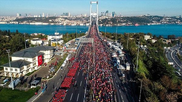 Oldukça geniş kapsamlı bir organizasyon olan İstanbul Maratonu için ana ve ara yol olmak üzere birçok yol trafiğe kapalı olacak.