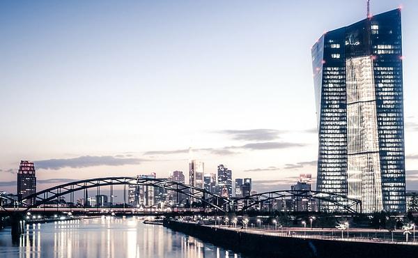 Avrupa Merkez Bankası(ECB) Yönetim Kurulu üyesi Fabio Panetta, Avrupa Komisyonu/ECB ortak üst düzey konferansında 'Vatandaşlar ve İşletmeler İçin Dijital Bir Euro Sağlayan Yasal Bir Çerçeveye Doğru' başlıklı panele katılacak (12.30).