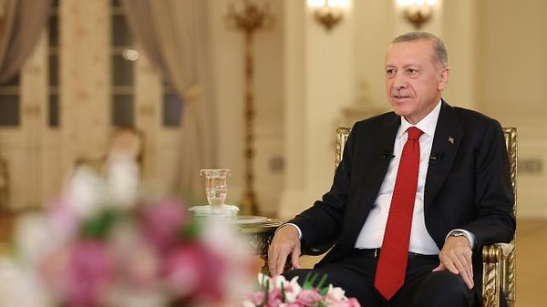 Erdoğan konuşmasında, geçen haftalarda duyurusunun yapıldığı "Türkiye Yüzyılı" vurgusunu yineledi.