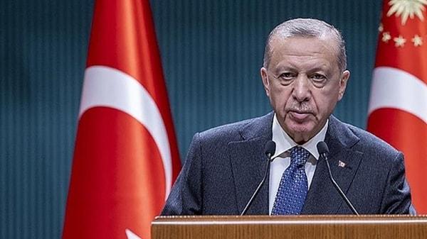 Erdoğan, 'Türkiye'yi uyuşturucuyla aynı kareye koymak 5. kol faaliyeti' ifadelerini kullandı.