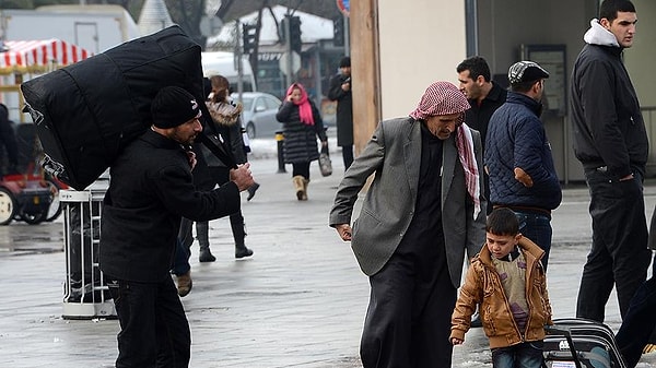 3 milyon 600 binin üzerinde kayıtlı Suriyeli sığınmacı var