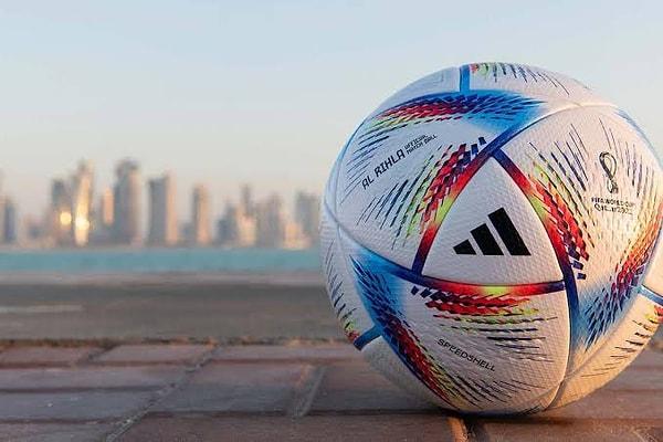 Katar 2022 FIFA Dünya Kupası için resmi maç topu olarak Al-Rihla kullanılacak.