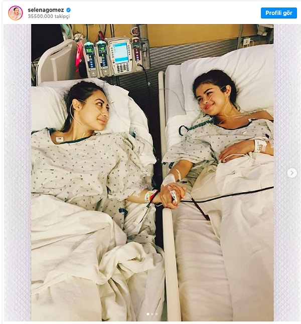 Селена рассказала, что ей сделали пересадку почки в сентябре 2017 года, когда она поделилась трогательной фотографией, на которой она и Франша держатся за руки на больничных койках, готовясь к операции.