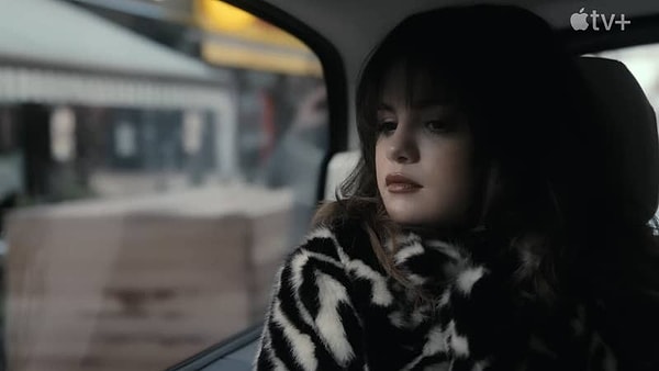 Поэтому, когда в пятницу вышел новый документальный фильм Селены на Apple TV + "Мой разум и я"(My Mind And Me), люди были удивлены мимолетным комментарием звезды о ее друзьях в индустрии.