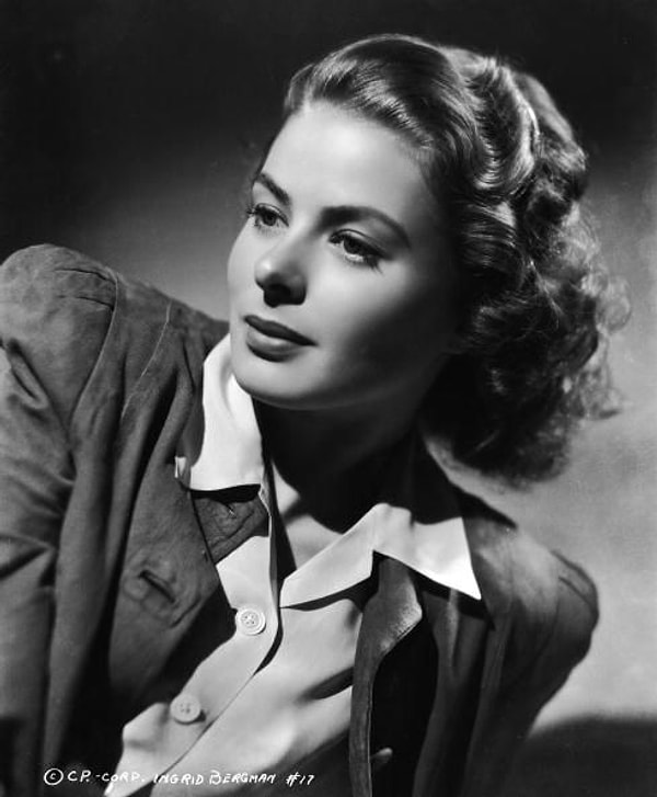 1. Ingrid Bergman, 40'lı ve 50'li yılların en enfes giyinen kadınlarından biriydi...