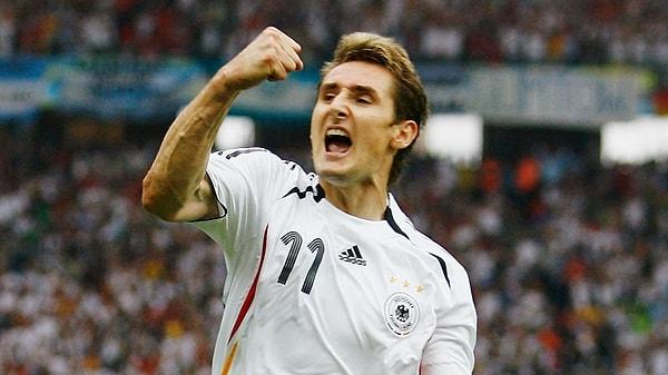 1. Miroslav Klose - Almanya