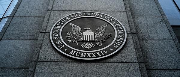 Reuters da ABD Menkul Kıymetler ve Borsa Komisyonu SEC'in (Türkiye'deki SPK gibi), şirket hakkında inceleme başlattığını bildirdi. SEC, uygulamada müşterilerin varlıklarını ayrı tutulup tutmadığını inceleyecek.