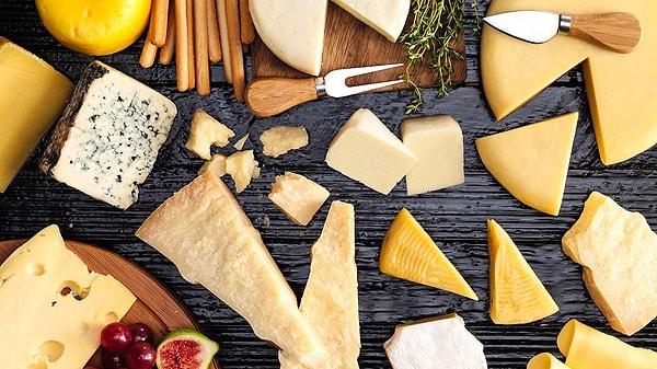 Dünyanın her mutfağında bulunan ve ülkeden ülkeye zengin çeşitlilik gösteren peynir, insanların en sevdiği yiyeceklerden bir tanesi.