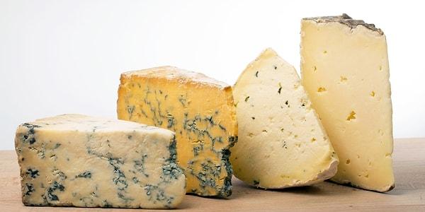 Hal böyle olunca en iyi peyniri seçmek için dünya çapında bir organizasyon düzenleniyor. World Cheese Award olarak da bilinen Dünya Peynir Ödülleri, 40'tan fazla ülkede peynir üreten, satan, alandan gıda yorumcusuna pek çok insanın bir ara gelip, 4000'den fazla peyniri tatmasıyla gerçekleşen bir etkinlik.