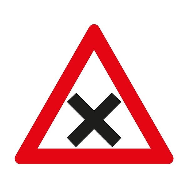 4. Görseldeki trafik işareti hangi anlama gelmektedir?