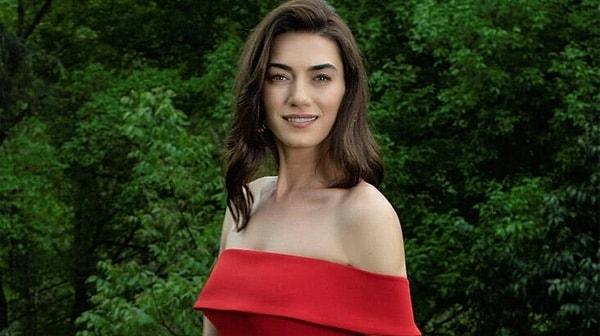 2005 Miss Turkey birincisi Hande Subaşı, hem güzelliğiyle hem de oyunculuğuyla ses getiren ünlülerden biri.