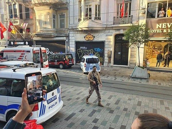 Bugün tüm Türkiye İstanbul İstiklal Caddesi'nde yaşanan patlamayla sarsıldı. Patlamada ne yazık ki 6 kişi hayatını kaybetti 81 kişi de yaralandı.