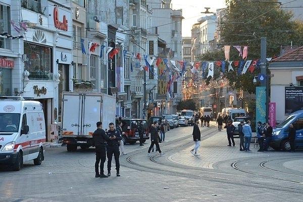 13 Kasım Pazar günü Taksim'de bulunan İstiklal Caddesi'nde korkunç bir patlama meydana geldi.