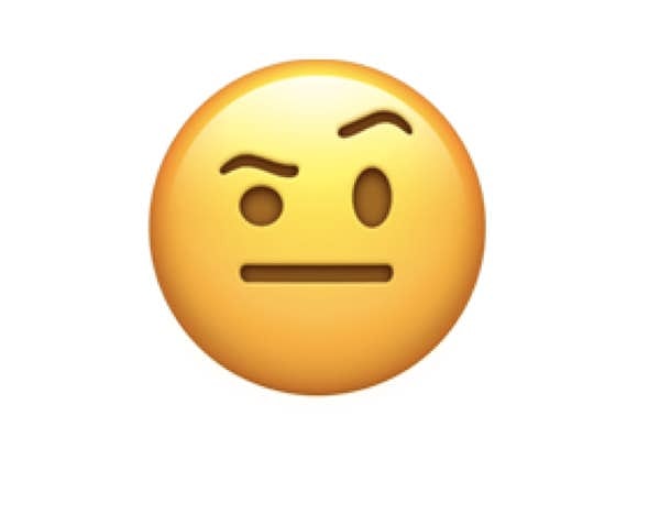 7. Tek kaşını kaldıran emoji: