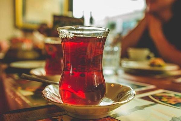 4. Rüyada Soğuk Çay İçmek Ne Anlama Gelir?