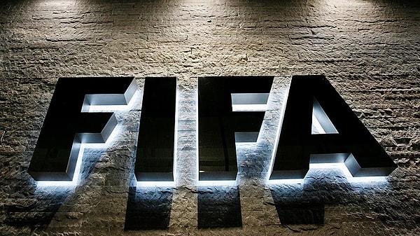 FIFA, insan hakları konusundaki duruşuna rağmen Dünya Kupası'nın ev sahipliğini Katar'a vermişti.