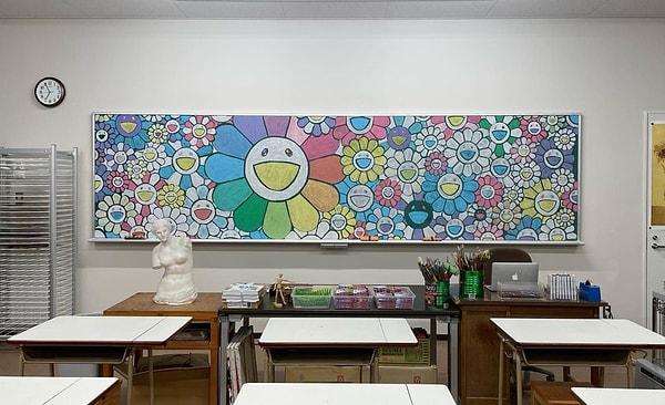 Çağdaş Japon sanatının önde gelen ismi Takashi Murakami'nin meşhur çiçekleri;