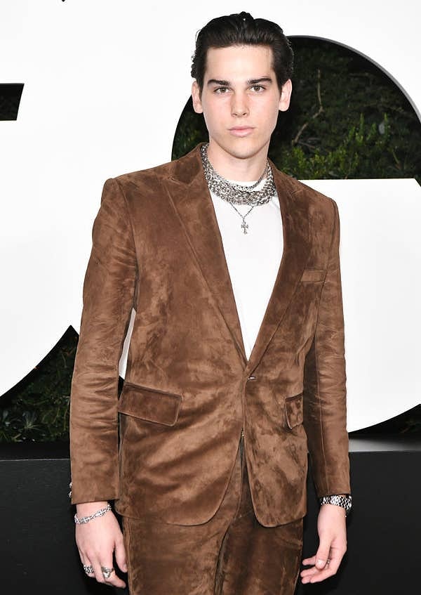 3. Это сын Пирса Броснана и Кили Шей Смит, Пэрис.