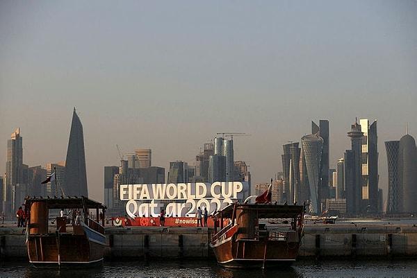 Dünya Kupas'na sayılır günler kala Katar yine bir sorunla karşı karşıya.