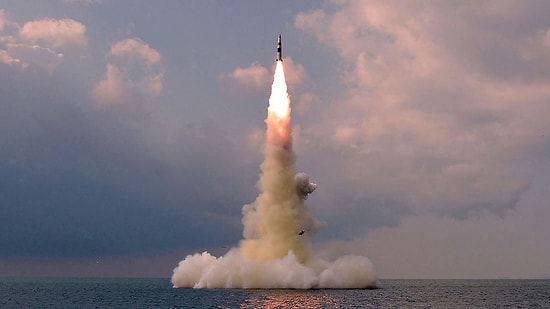 Dünya Yine Ayakta: Kuzey Kore’nin Füzesi ABD’yi Bile Vurabilir