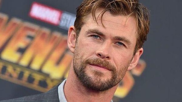 Hemsworth, henüz resmi olarak istifa etmediğini söylese de; kendisinin bu hastalığa yakalanma olasılığı 8 ila 10 kat daha fazla.