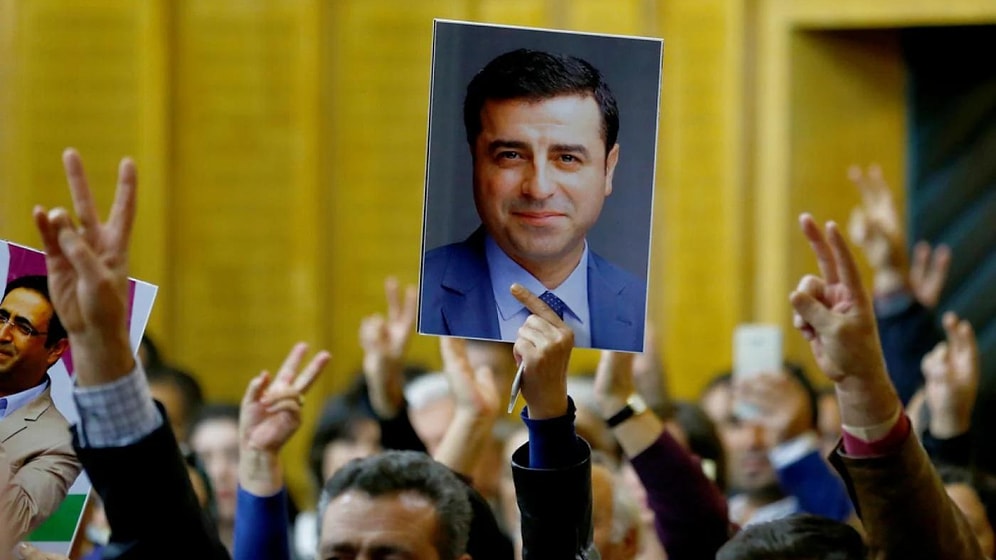 Demirtaş'tan Taksim Saldırısı ve Harekat Açıklaması: 'Savaşa Hayır'