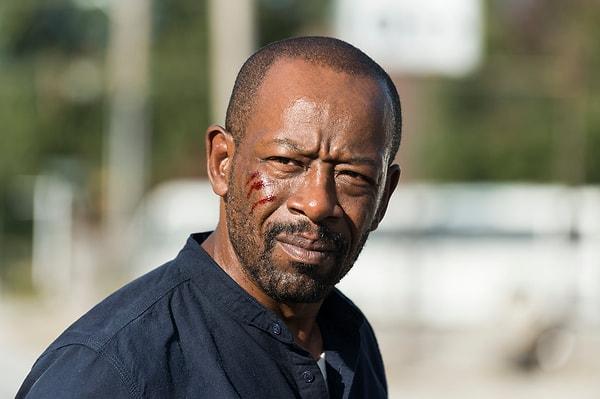 Altıncı sezonda Rick, eski dostu Morgan'ın da dahil olduğu Alexandria'daki toplulukta huzurlu bir yaşam sürüyor.