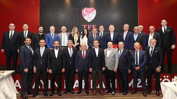 Ajansspor'dan Selim Manav'ın haberine göre, Kulüpler Birliği Vakfı başkan Ali Koç yönetiminde toplanıyor. Toplantıda Süper Lig'in ilk 14 haftasındaki hakem kararları konuşulacak.