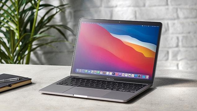 2. Apple MacBook Pro (13 inches, M1)