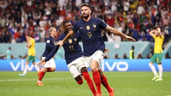 Fransa, gruptaki ilk maçında Avustralya ile karşı karşıya geldi. Fransa, etkili oyunu ile üç puanı kazanmasını bildi.