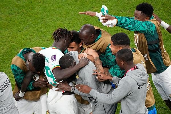 84. dakikada sahneye Bamba Dieng çıktı. Attığı gol maçın sonucunu belirledi. Karşılaşmayı 3-1 kazanan Senegal gruptan çıkma umudunu devam ettirmeyi başardı.