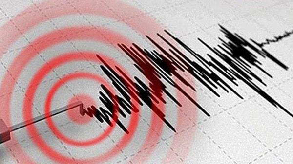 AFAD verilerine göre İzmir Menderes'te saat 8.30'da deprem meydana geldi.