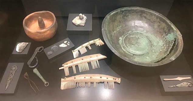 1. Dünyanın sonunun gelmesinden korktukları için günlük bakımlarını eksik etmiyorlardı!