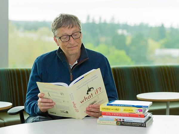 Kitap okumayı çok sevdiğini bildiğimiz Microsoft'un kurucusu ünlü milyarder, CNBC'ye verdiği röportajda en sevdiği 5 kitabı açıkladı!