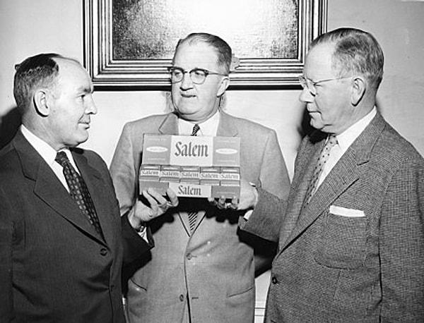 1956 yılında üretilen Salem, piyasaya sürülen ilk ve tek mentol aromalı filtreli sigaraydı. Onun öncesinde çıkanlar hem filtresiz hem de aşırı mentol içeriyordu. Salem daha hafif ve iddialarına göre hakiki uzak doğu mentolü kullandığı için piyasaya girer girmez neredeyse %1 pazar payı elde etmişti.