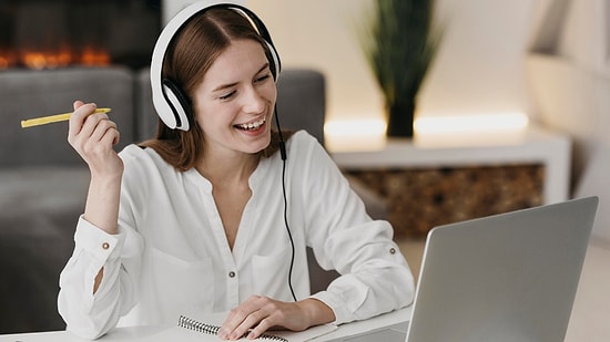 Yabancı Dil Öğrenmek İsteyenler İçin: İşte Fransızca Öğrenirken Dinleyebileceğiniz 10 Şarkı